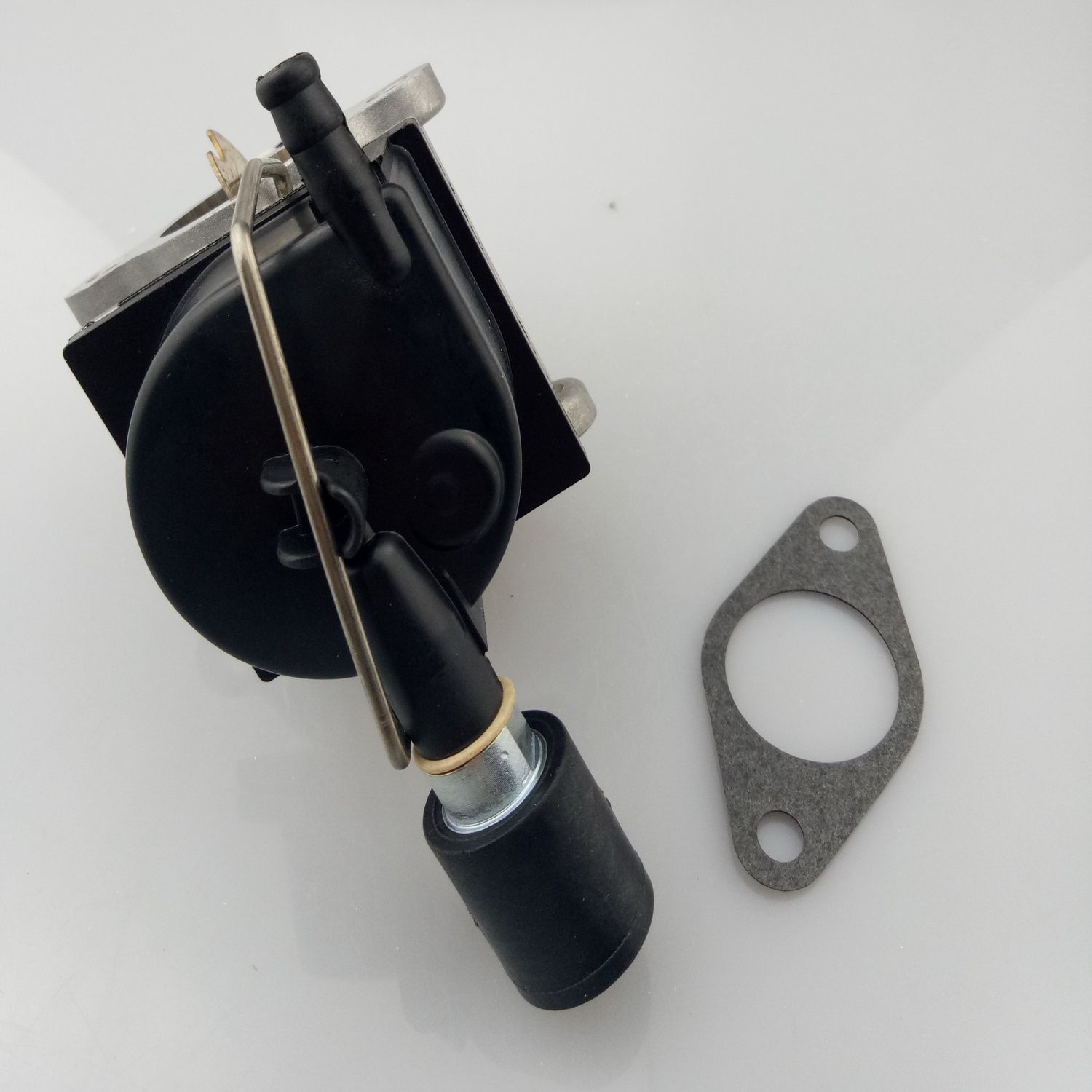 Carburetor for Tecumseh 640159 640072 640072A 640034A