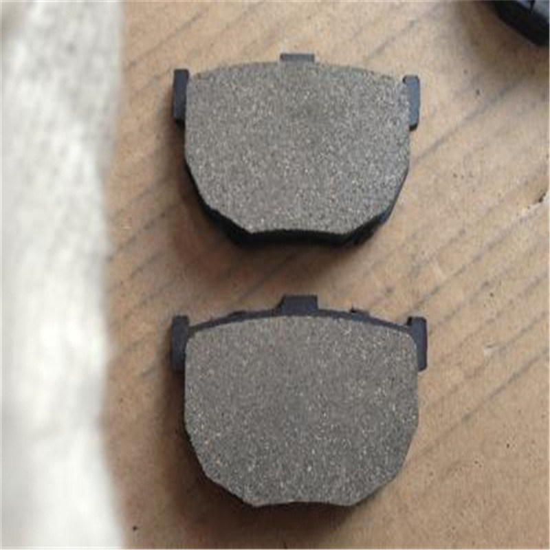 Hot Selling Good Quality Auto Spare Parts Brake Pad for Land Rover Lr025739