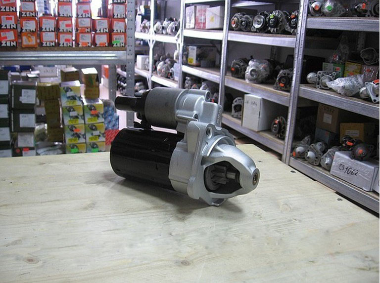 Starter Motor M008t80472A