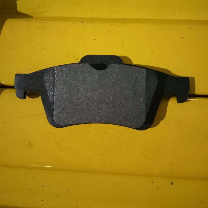 Quality Low Wear Rate Front Brake Pad (D884) for Toyota