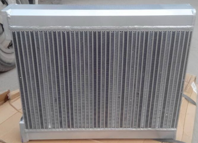 Coolant Cooler for Diesel Engine Bf6m1013c