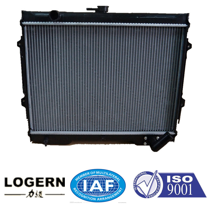 Automobile (full) Aluminum Radiator for Mitsubishi Pajero V32 Mt