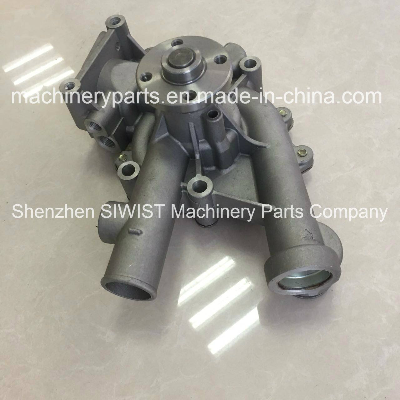 Water Pump Gwt-104A 16100-78300-71 for 1z 2000 Forklift Tfd20/23/25/28/30 2/2.25/2.5/2.75 /3.0t Type