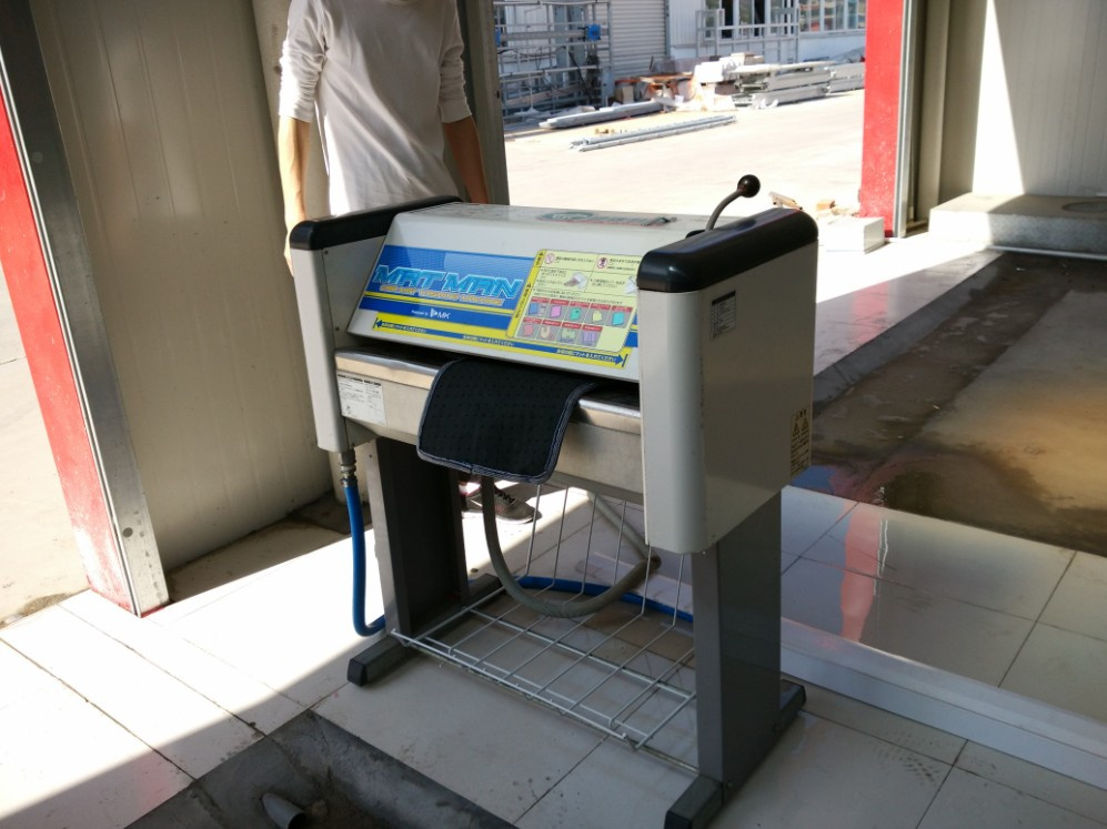 Manually Operated Car Mats Washing Machine