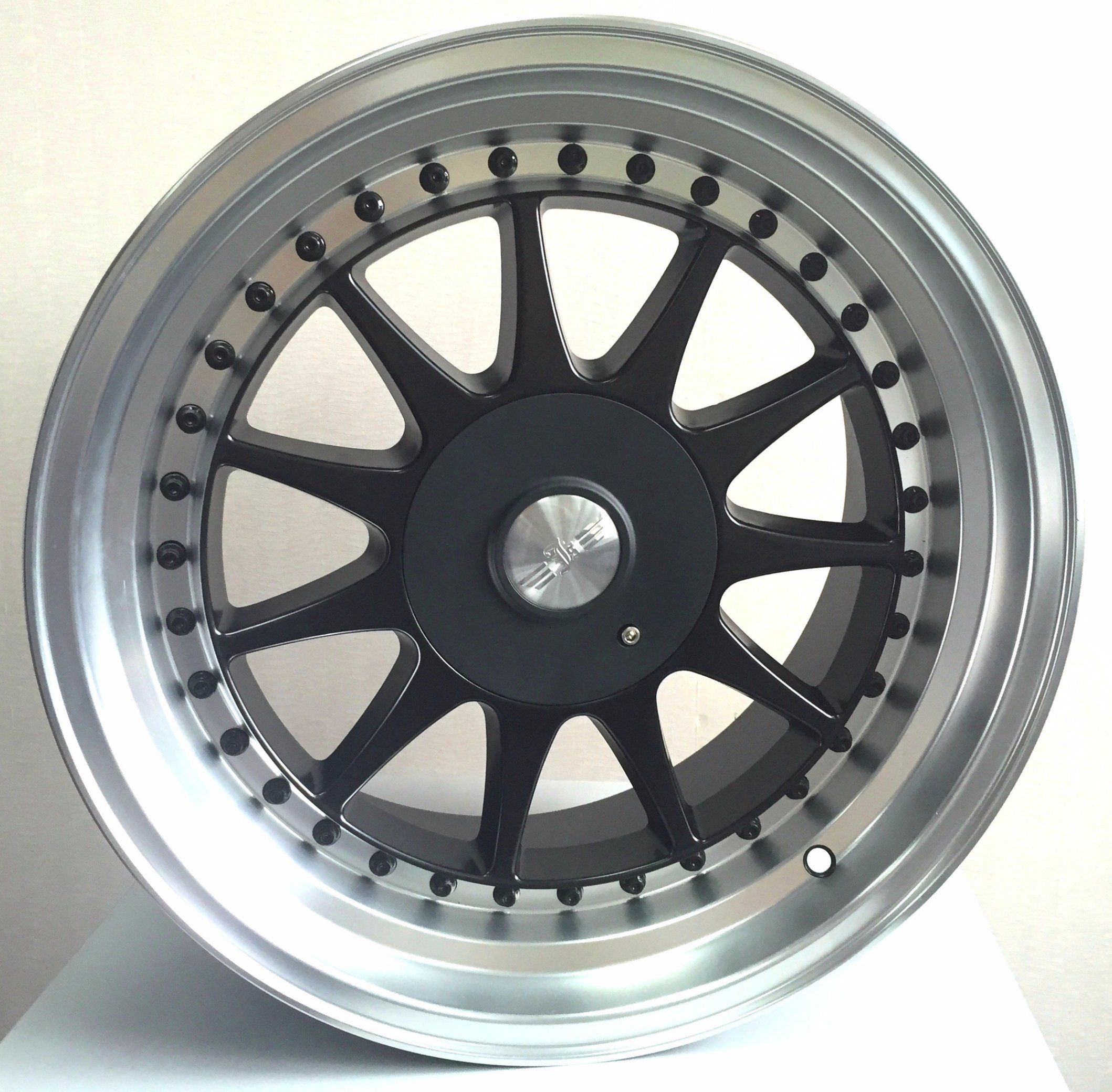 Oz Hartge Design Wheel
