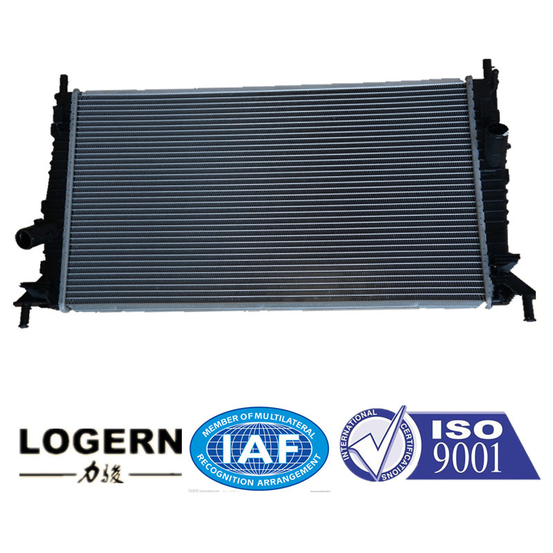 Auto Parts Radiator for Mazda Axela/Mazda 3/4cyl'03 (DPI: 2696)