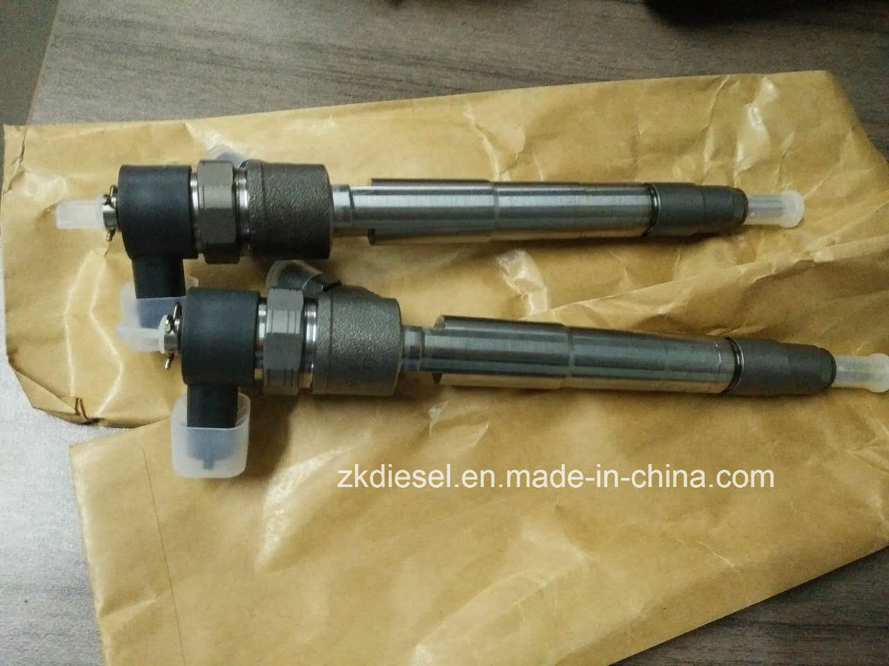 Original/OEM High Quality Diesel Engine Parts Cummins Isf2.8 Bosch Injector 0445110376 0445110594