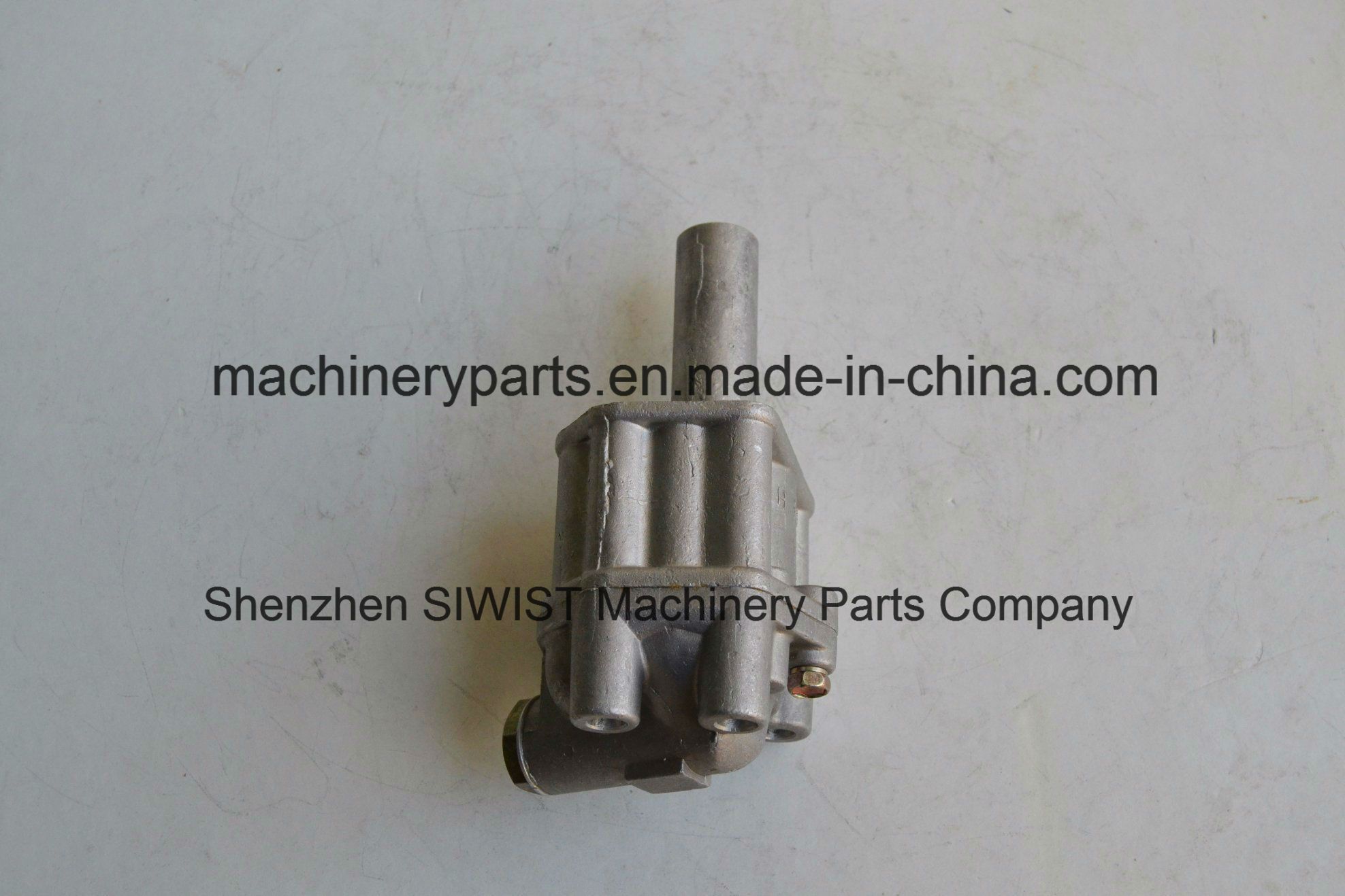 Oil Pump for Nissan 15010-V0300 15010-S8000 15010-40F00 for Z24 4Cyl L28E, ET, 6Cyl Sohc (1.570 STD PRESSURE) 2400CC 2800CC