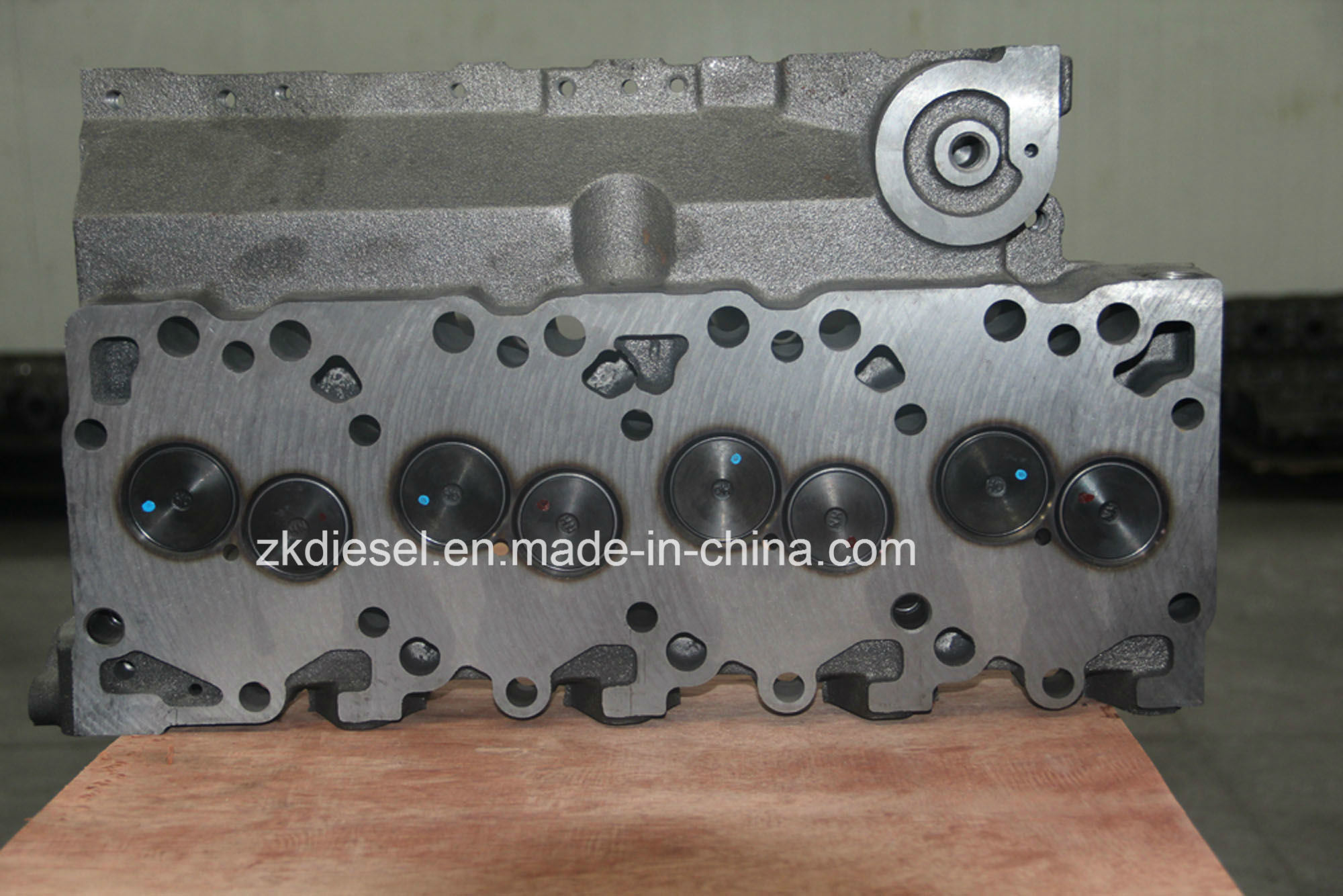 Diesel Engine Parts Cummins 4bt Cylinder Head Complete 3920005/3967432/3934758/3967430/3967460 with Valves