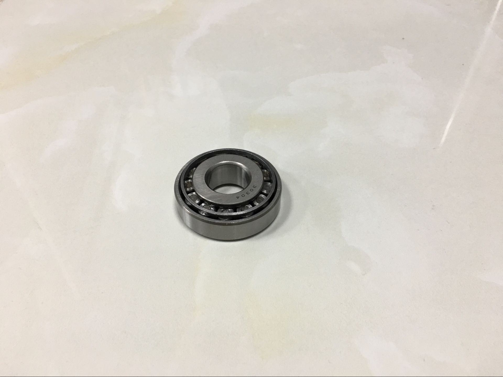 Taper Roller Bearing, 842/832 High Quality High Speed