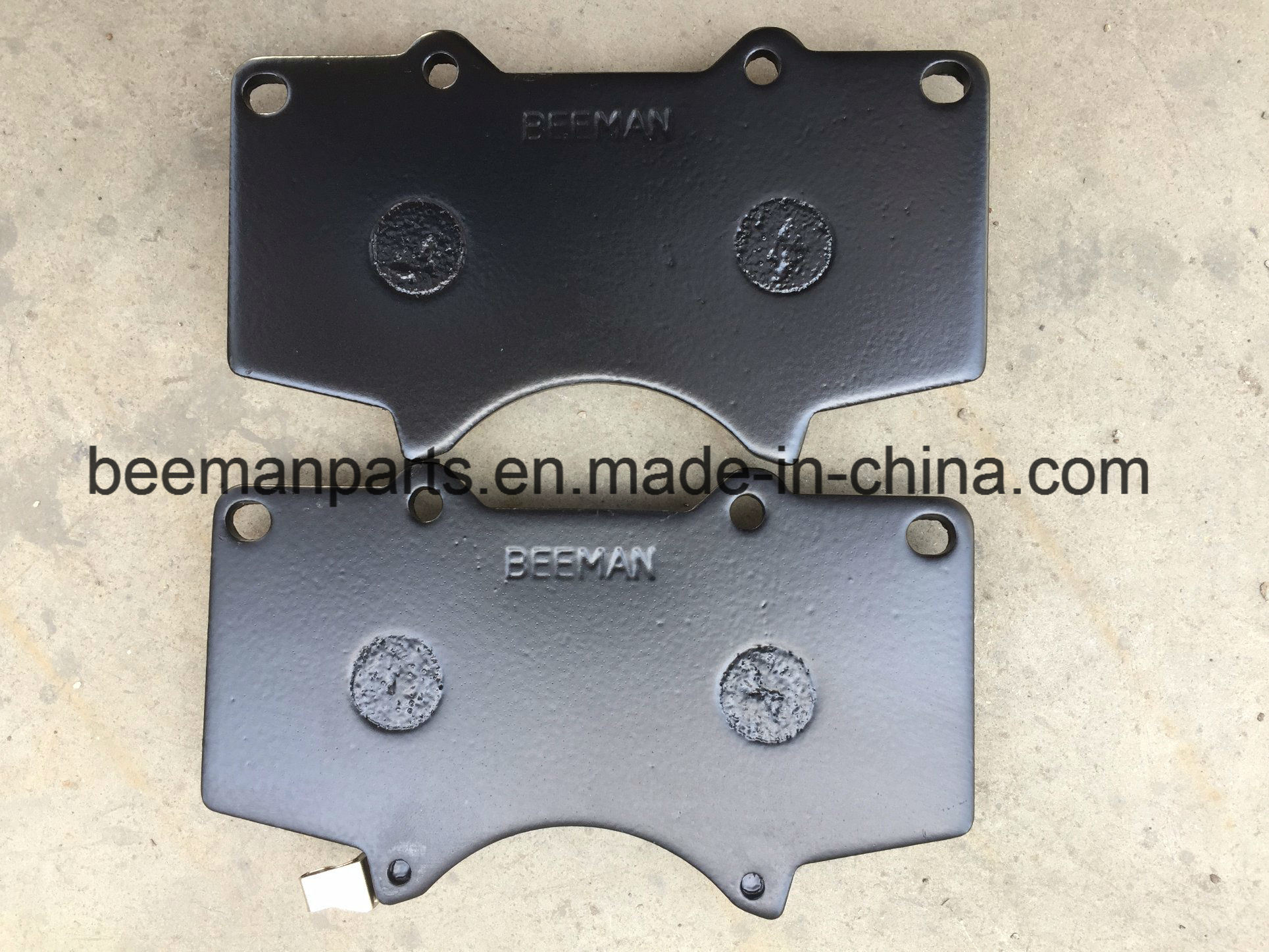 Semi Metal Car Auto Part Disc Brake Pad for Toyota D2228