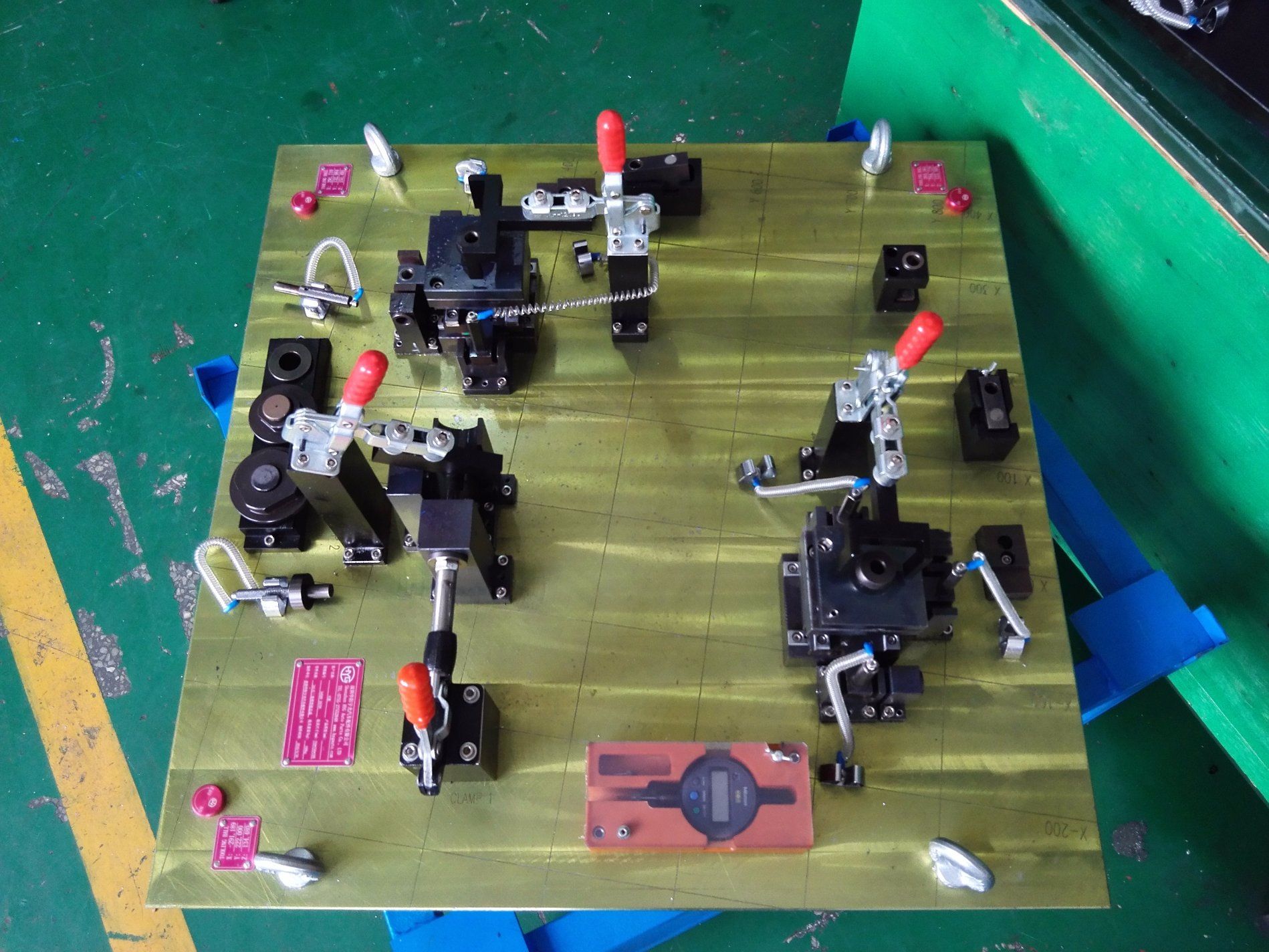 Assembly Welding Fixture for Right Triangular Arm in 341 Project