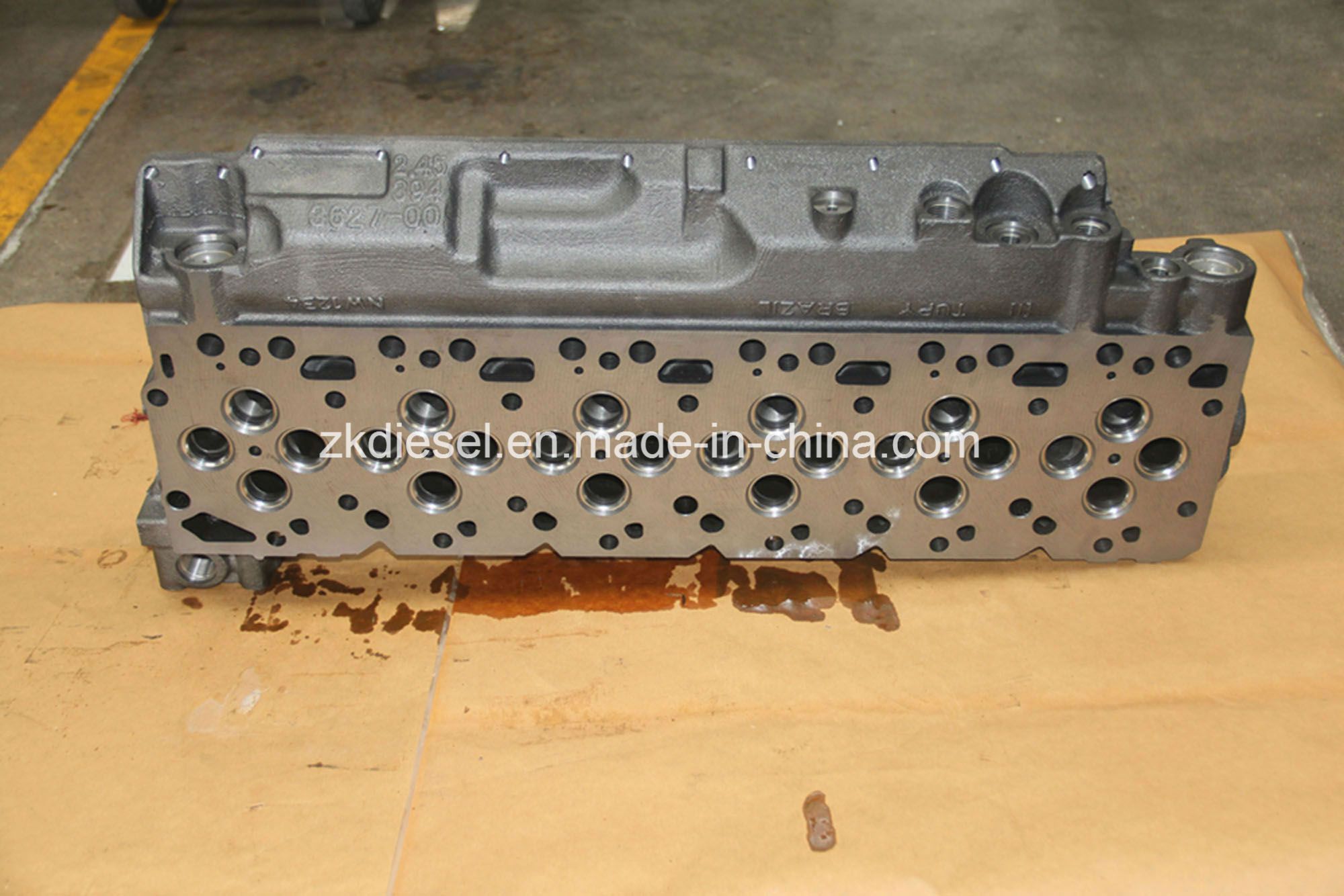 Cummins Spare Parts 3943627/3117225/2831279/2831274/3957384/3957385/5282712/3944992 Isb5.9 Engine Bare Cylinder Head