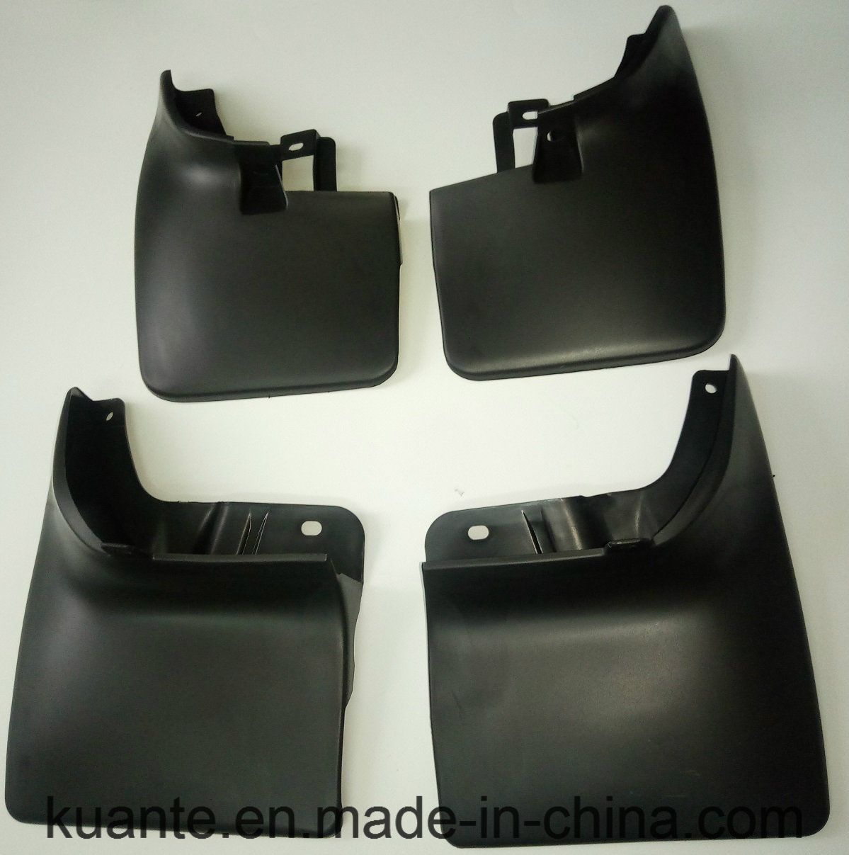 Rubber Mudguard for D22 Rich P27-2WD 63850-2s400 63851-2s400 93820-2s400 93821-2s400
