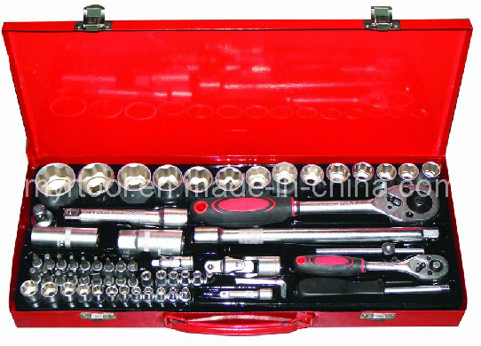 Socket Wrench Tool Set with Metal Case (FY1056A)
