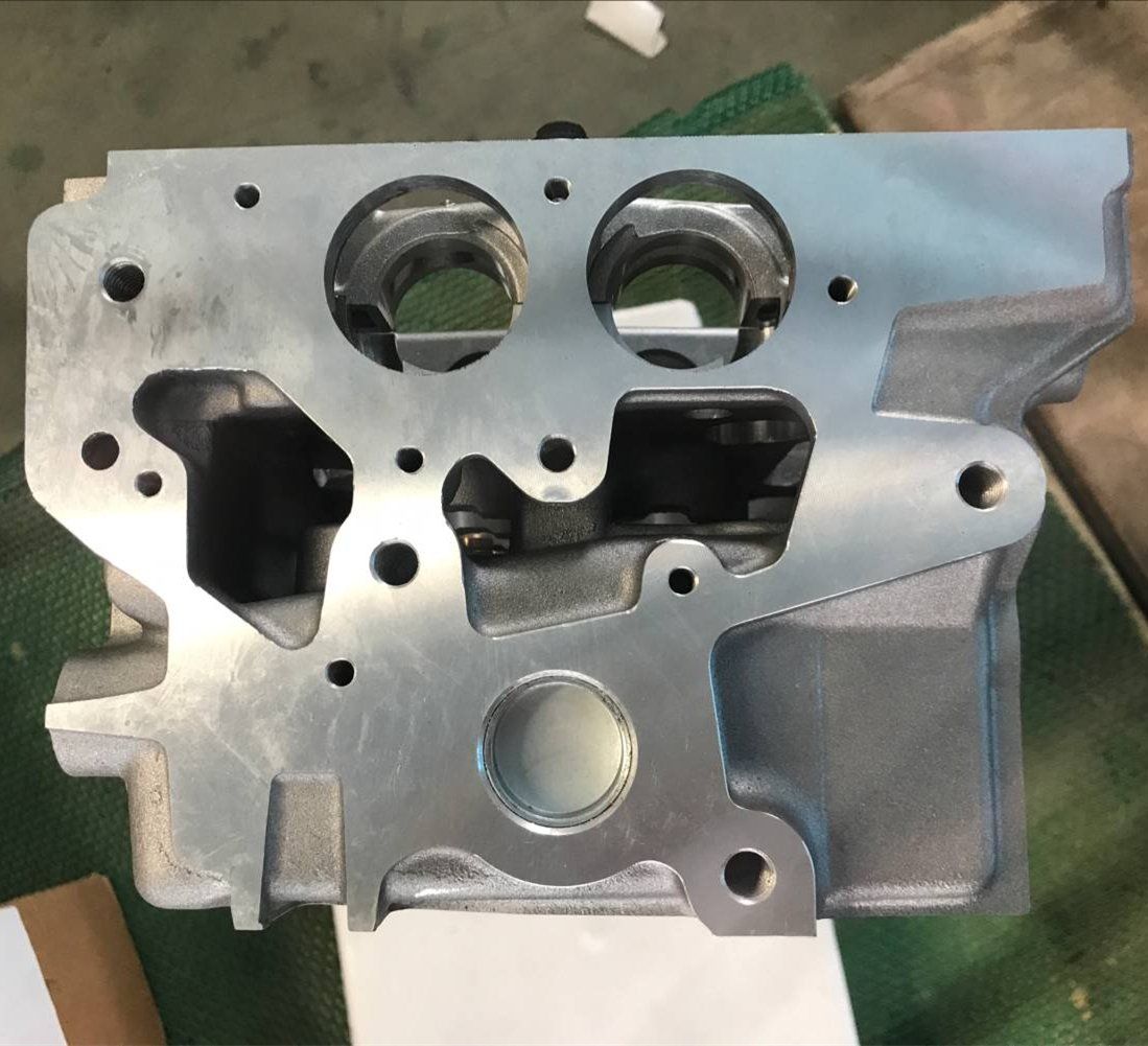 Brand New Engine Cylinder Head OEM Amc908527 11040-5X00A 110405X00A 7485132979 for Nissan Yd25 Navara 2.5ddti