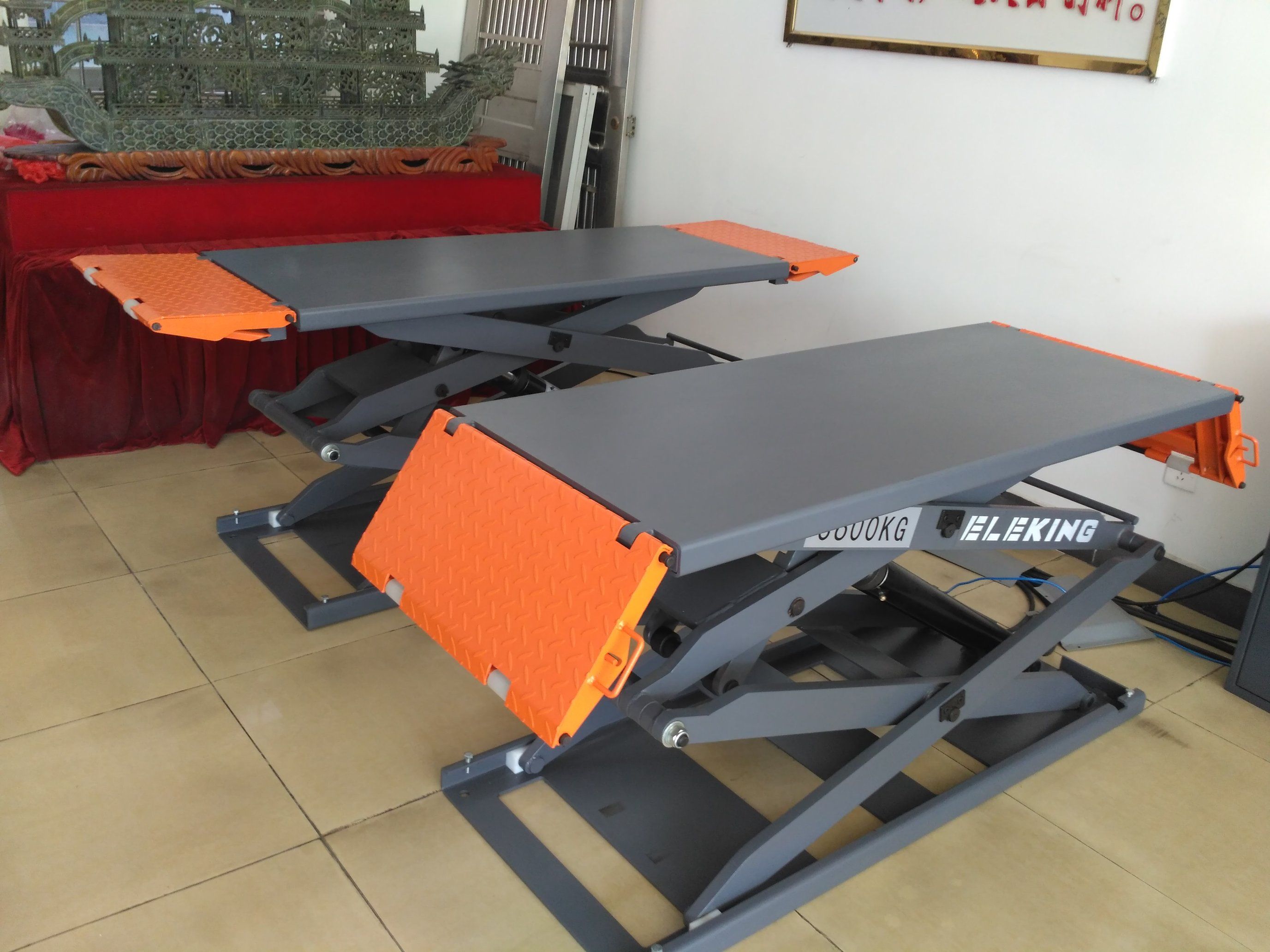 3t on-Ground Scissors Lift with Ce