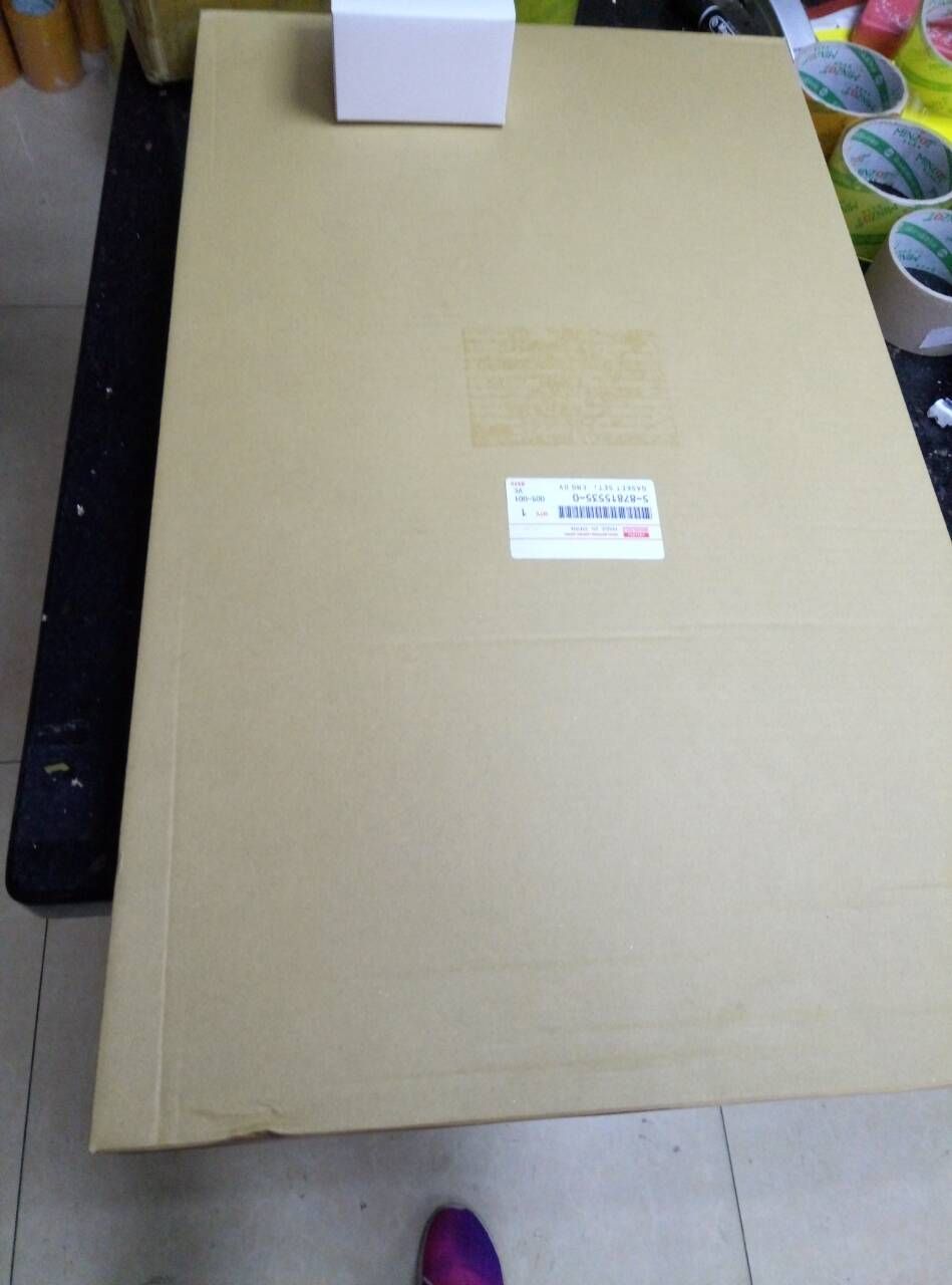 Genuine Isuzu Repair Overhauling Gasket Kit /Set Excavator Engine 4HK1 Made in Japan (Part Number: 5-87815535-0/5-87815535-01 Guarantee Original Goods)