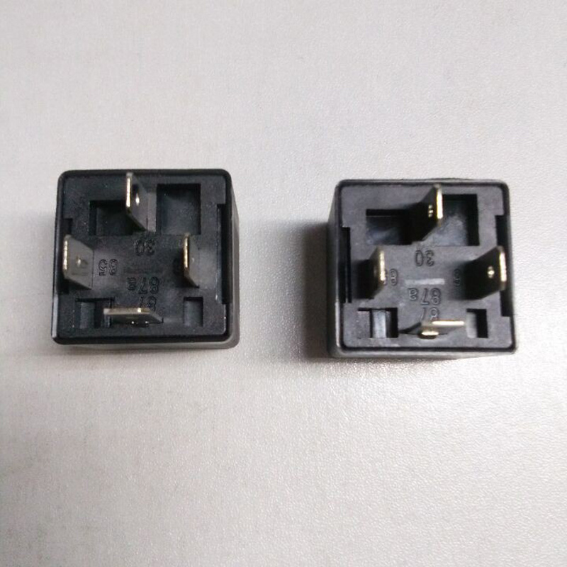 High Quality Auto Relay with 24V 4p