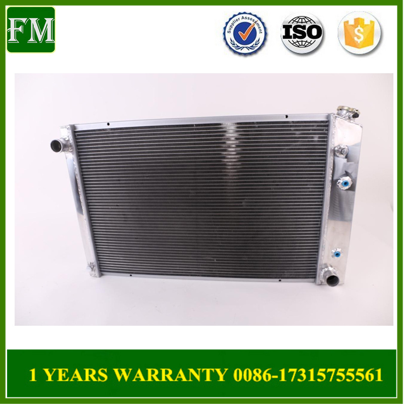 Custom Aluminum Auto Radiator for Chevy V 1981-1990