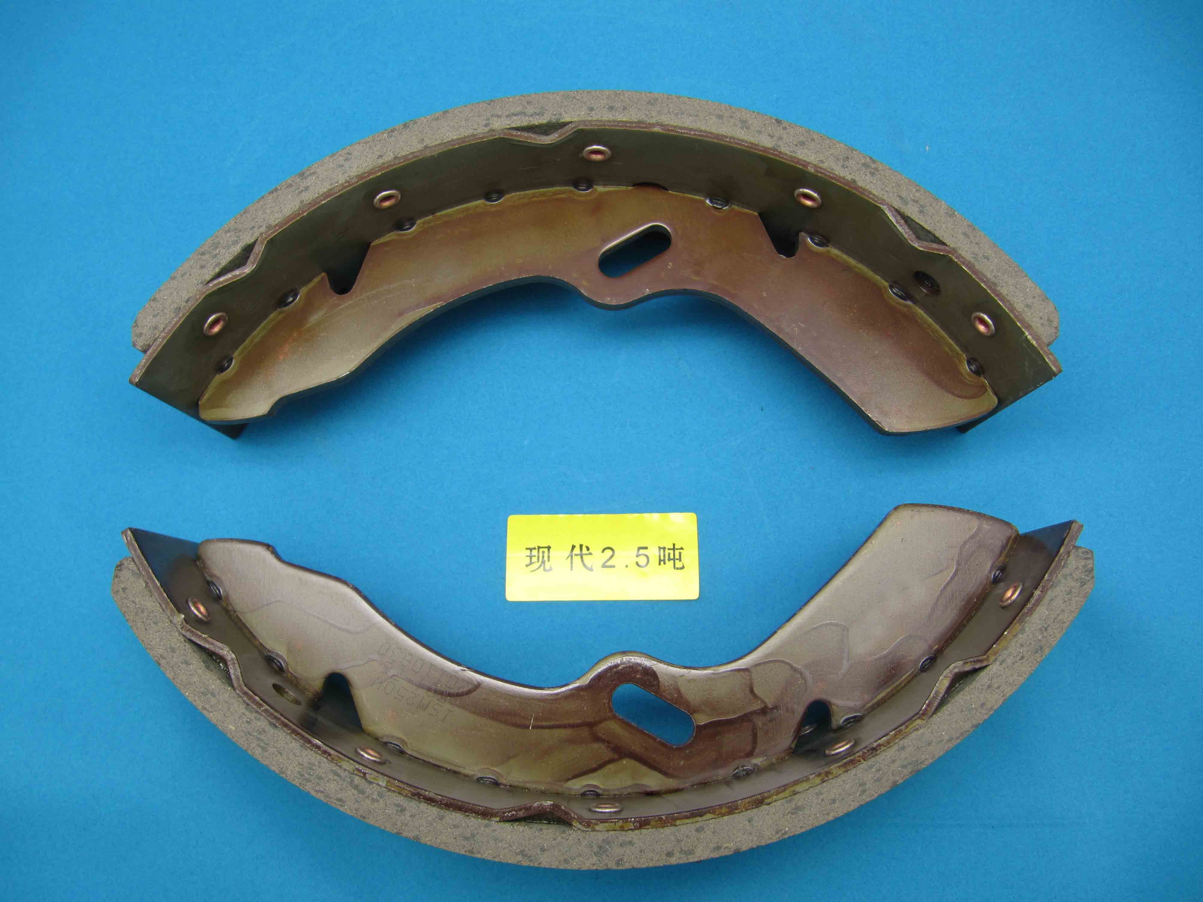Brake Shoes #Lk10026V for Hyundai Forklift Truck