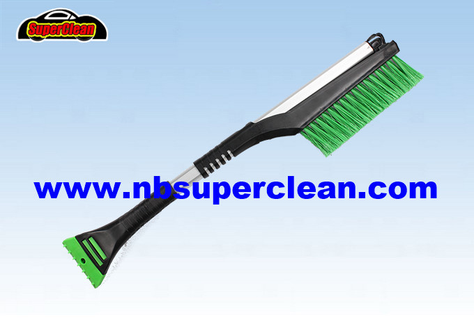 Car Snow Brush with Ice Scraper (CN2223)