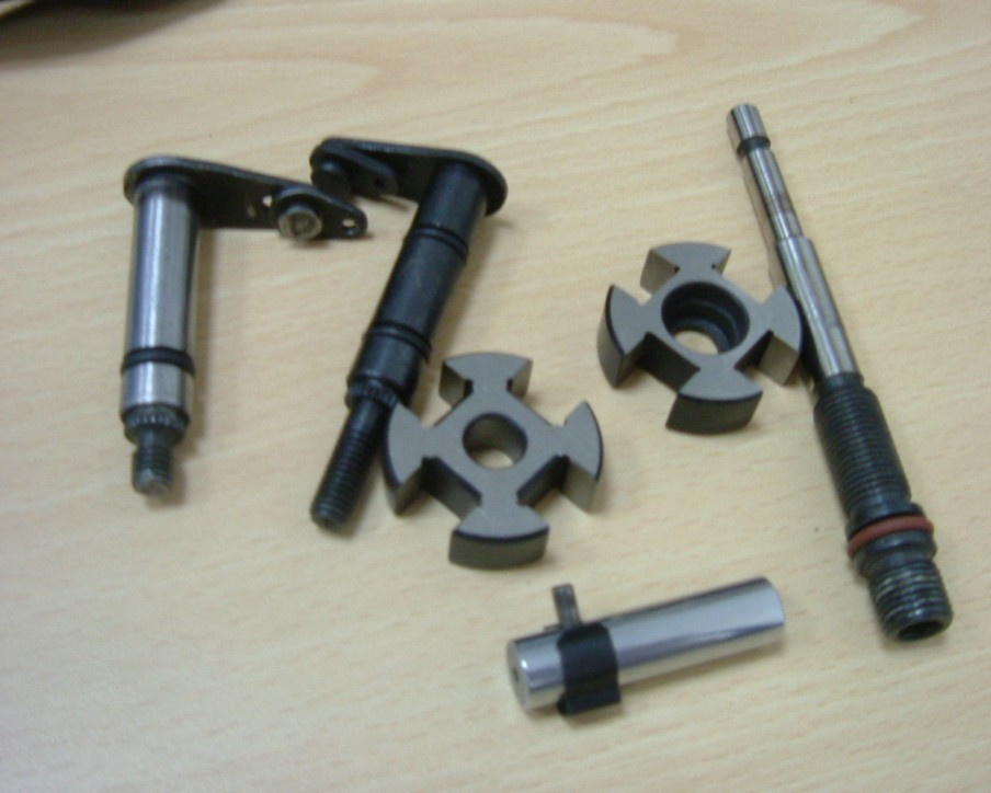 Control Shaft 1 463 161 849, Feed Pump 1 467 030 308