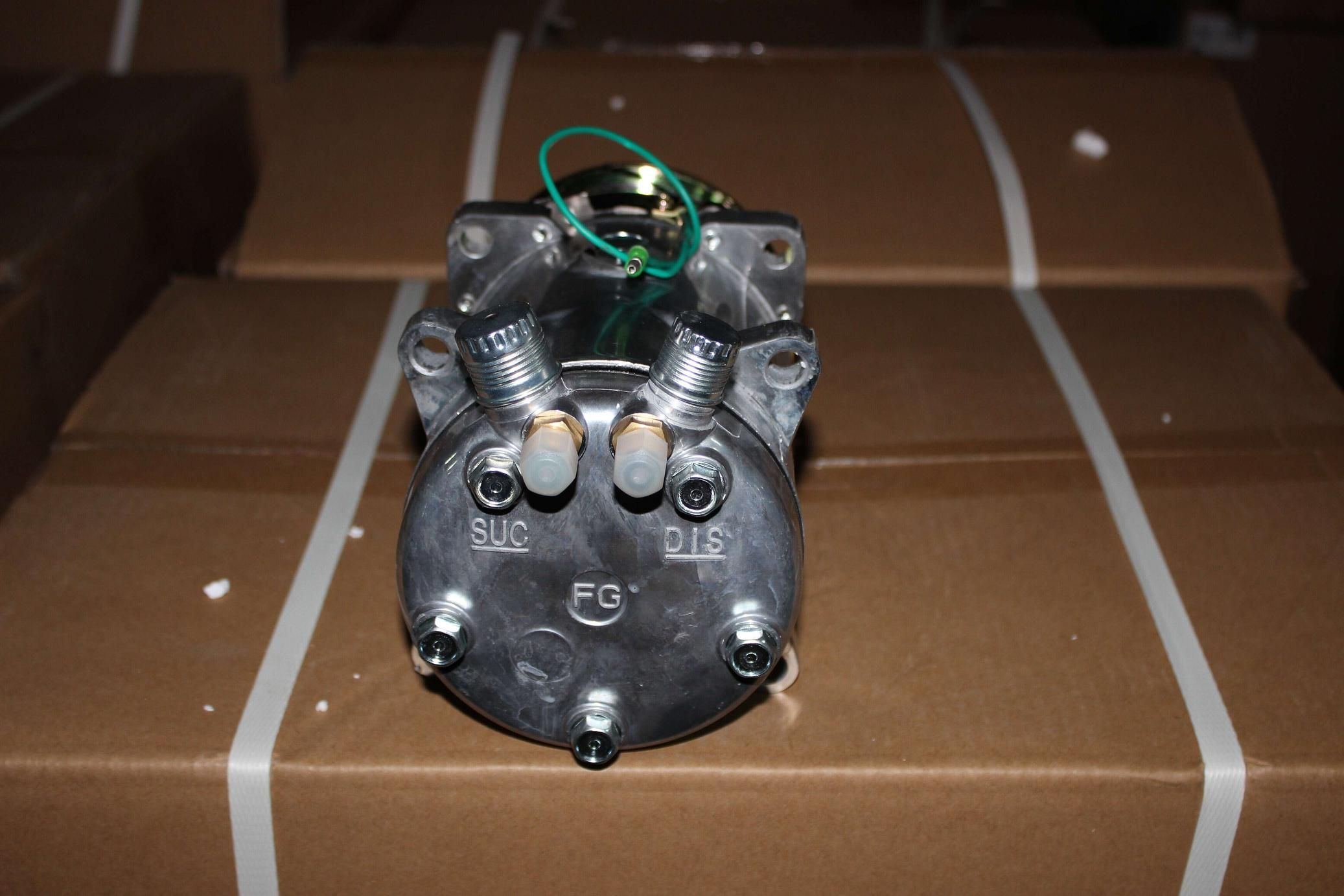High-Tech and Good Quality Auto AC Compressor for London Taxi