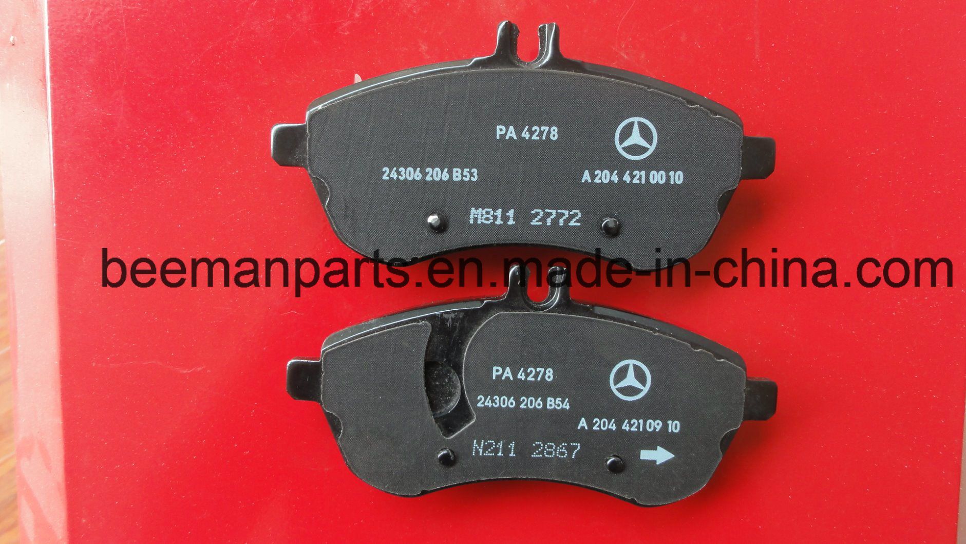 China Manufacturer Auto Parts for Mercedes Benz Brake Pad