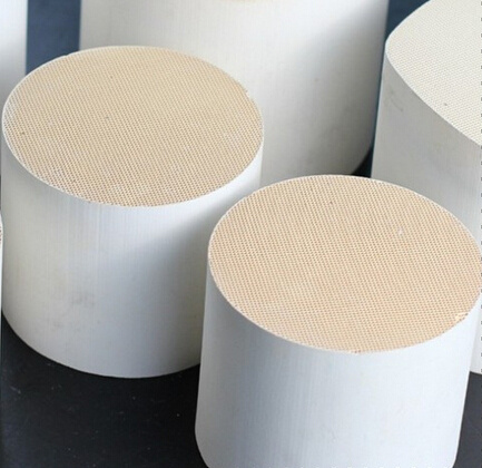 Cordierite Honeycomb Ceramic Catalyst Substrate for Car Exhaust Gas Purifier