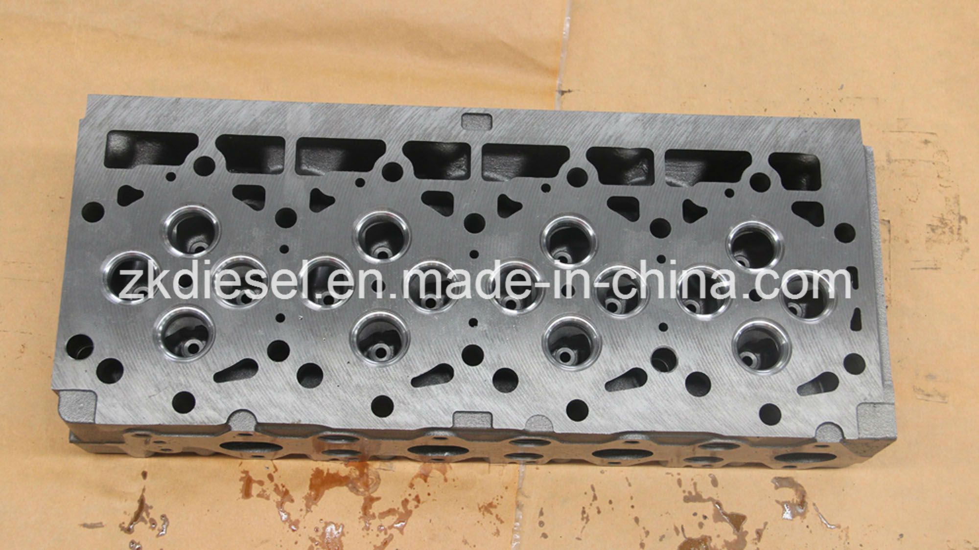 Foton Isf3.8 Diesel Engine Head for Cummins 5258274/5258276