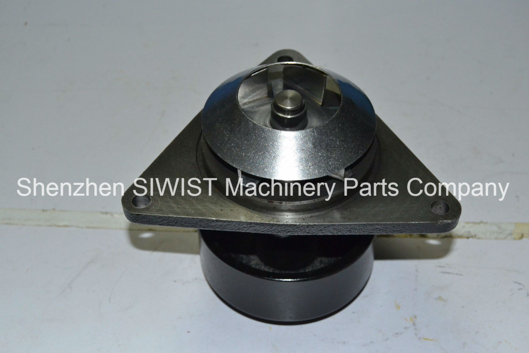 Cummins Water Pump G5fd156 3800975 3800976 3285324 3925540 3926914 3966841 for 6CT8.3 2300cc