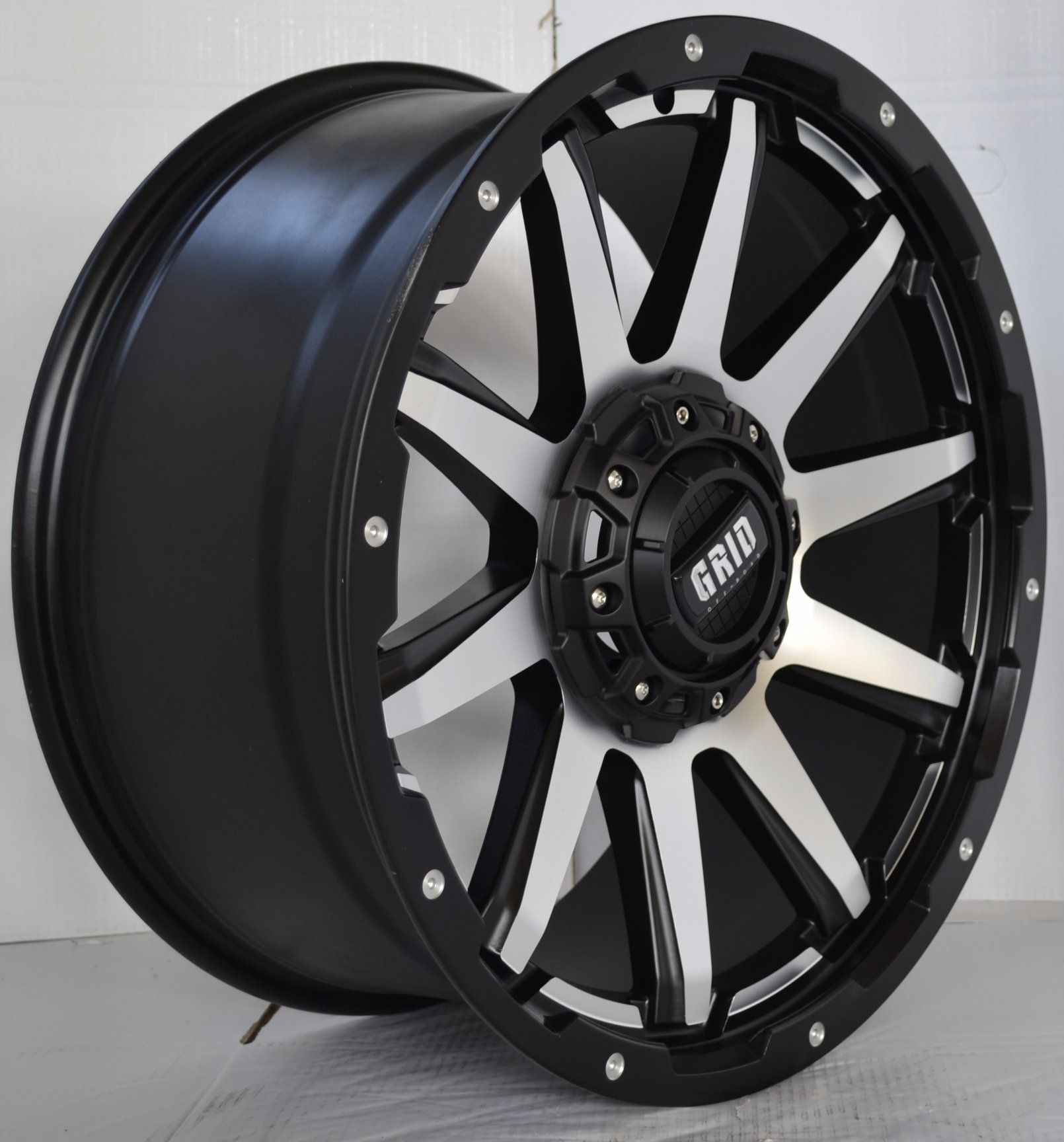Grid 10 Spokes Offroad Wheel