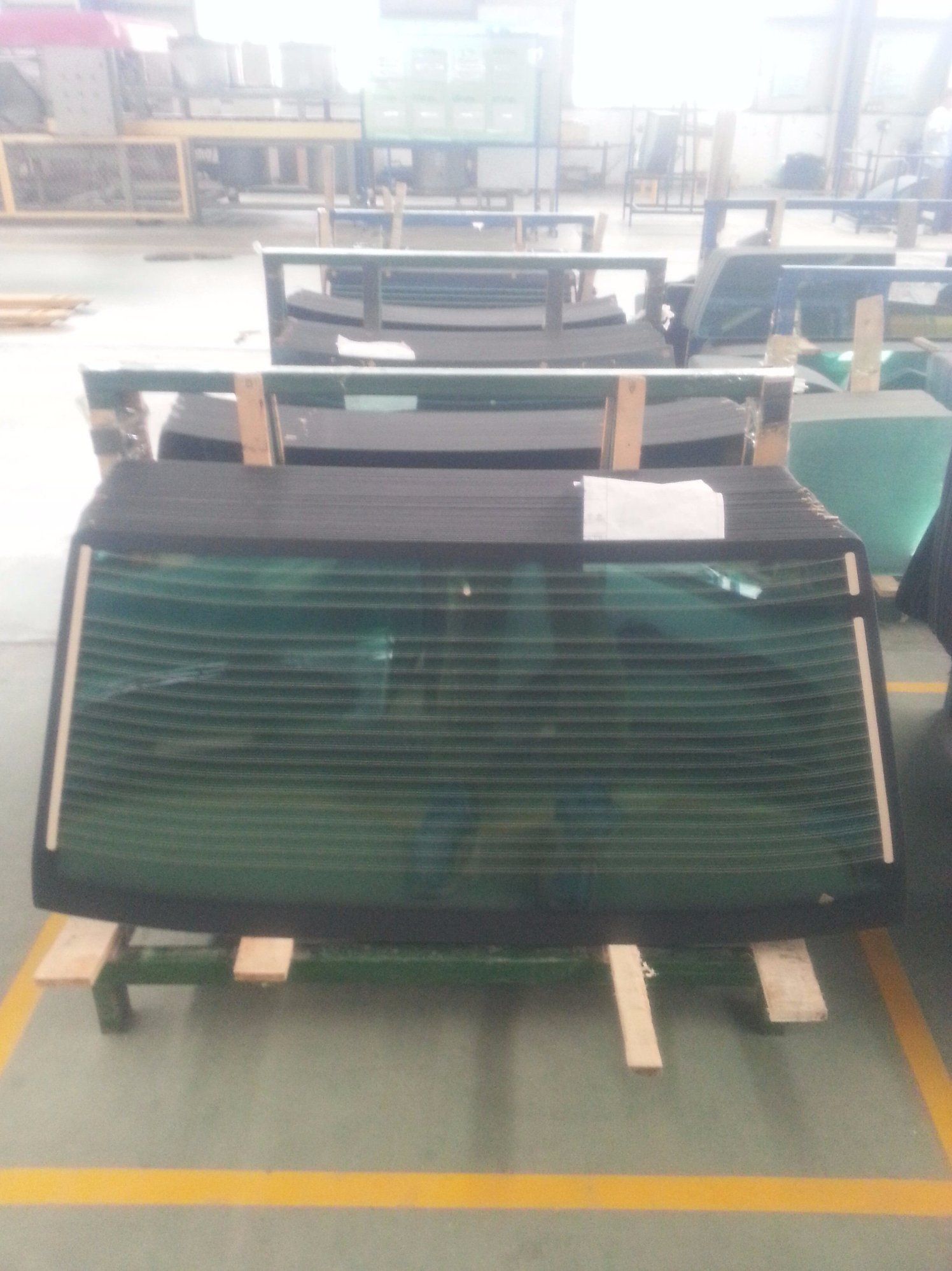 Windshiled Factory Auto Glass Supplier Xyg for Toyota Xyg Glass