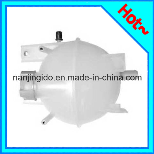 Auto Parts Car Expansion Tank for Ford Transit Bus 1985-1992 7166664
