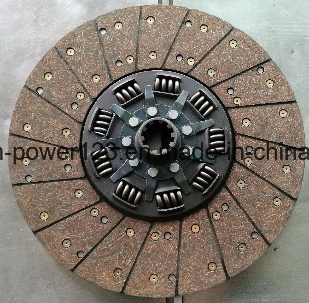 Mercedes-Benz Man Iveco OEM 1878080033 1878080034 1878080035 Clutch Disc