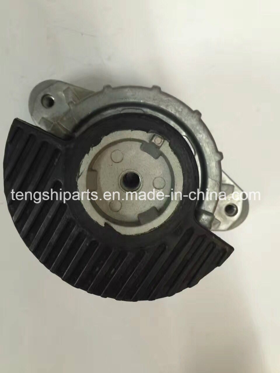 Auto Parts 204 240 09 17 Engine Mount for Mercedes-Benz