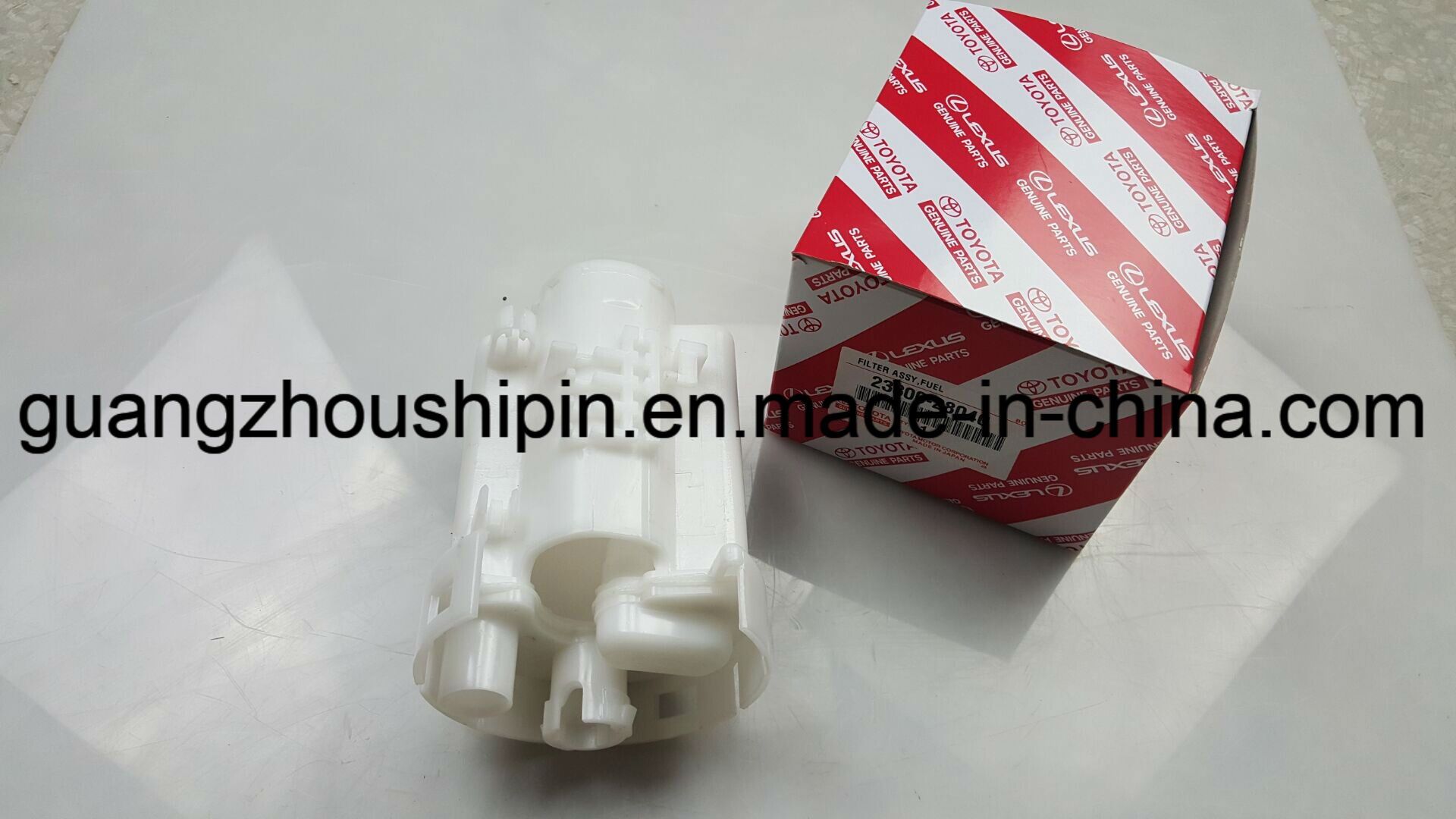 Good Price Best Quality Fuel Filter for Honda RAV4 23300-28040