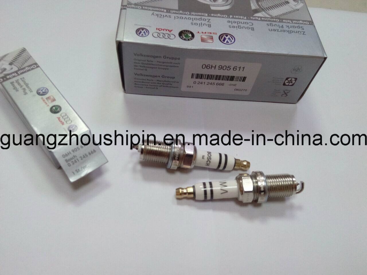 High Peformance Auto Part Spark Plug OEM 06h 905 611 for VW