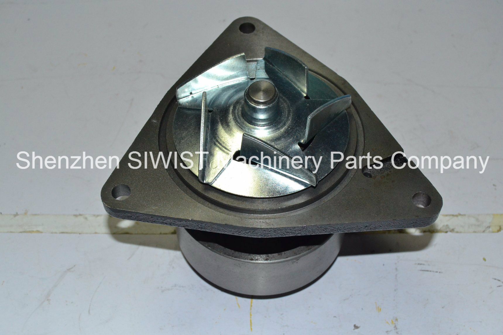 Water Pump Aw2047 G5FC022 C3415366 3806180 3802081 3800974 C3415360 6743-61-1531 6743-61-1530 4930477 4089647 3973114 for 6D114 6CT210/240 Fd 1460 Komastu