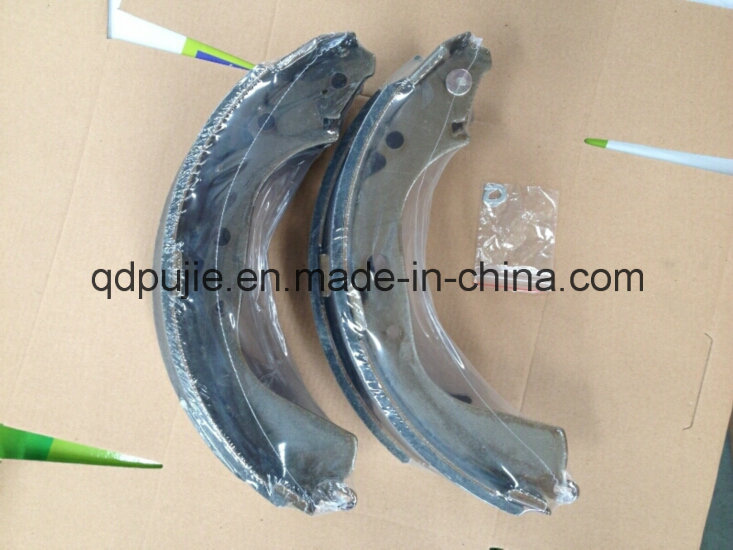 Rear 04495-60070 Car Brake Shoe Set