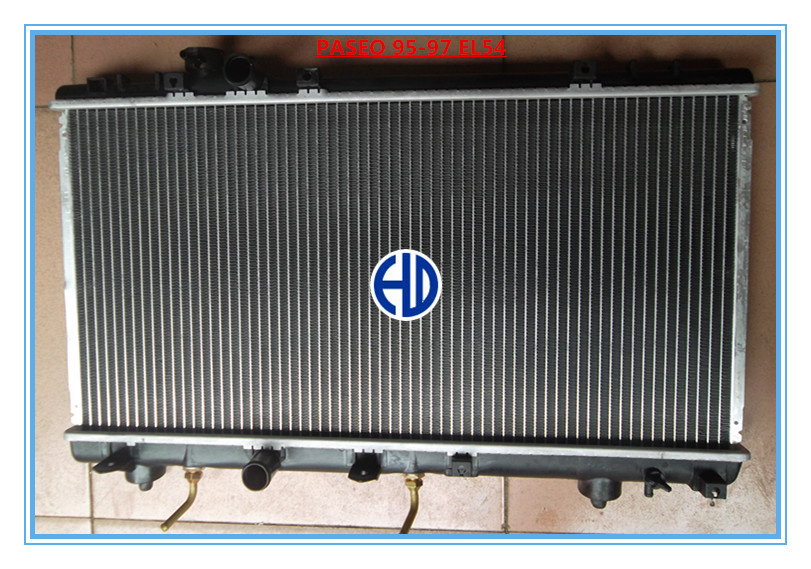 Aluminum Plastic Car Radiator