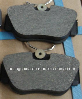 Car Semi Metallic Auto Brake Pad for Mercedes-Benz (000 420 8920)