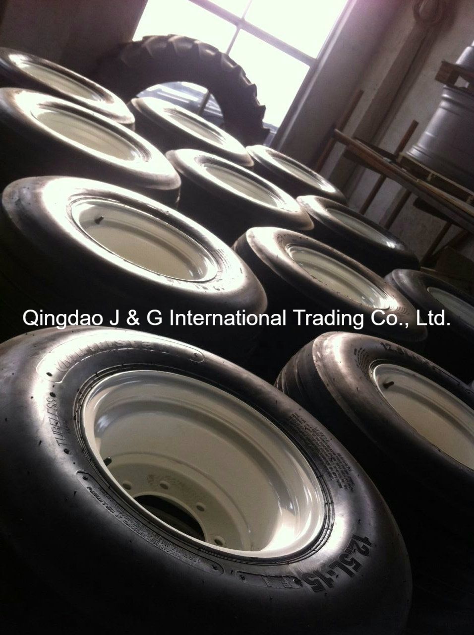 Farm Implement Tyre 11L-15, 12.5L-15, 16.5L-16.1 Agricultural Tyre