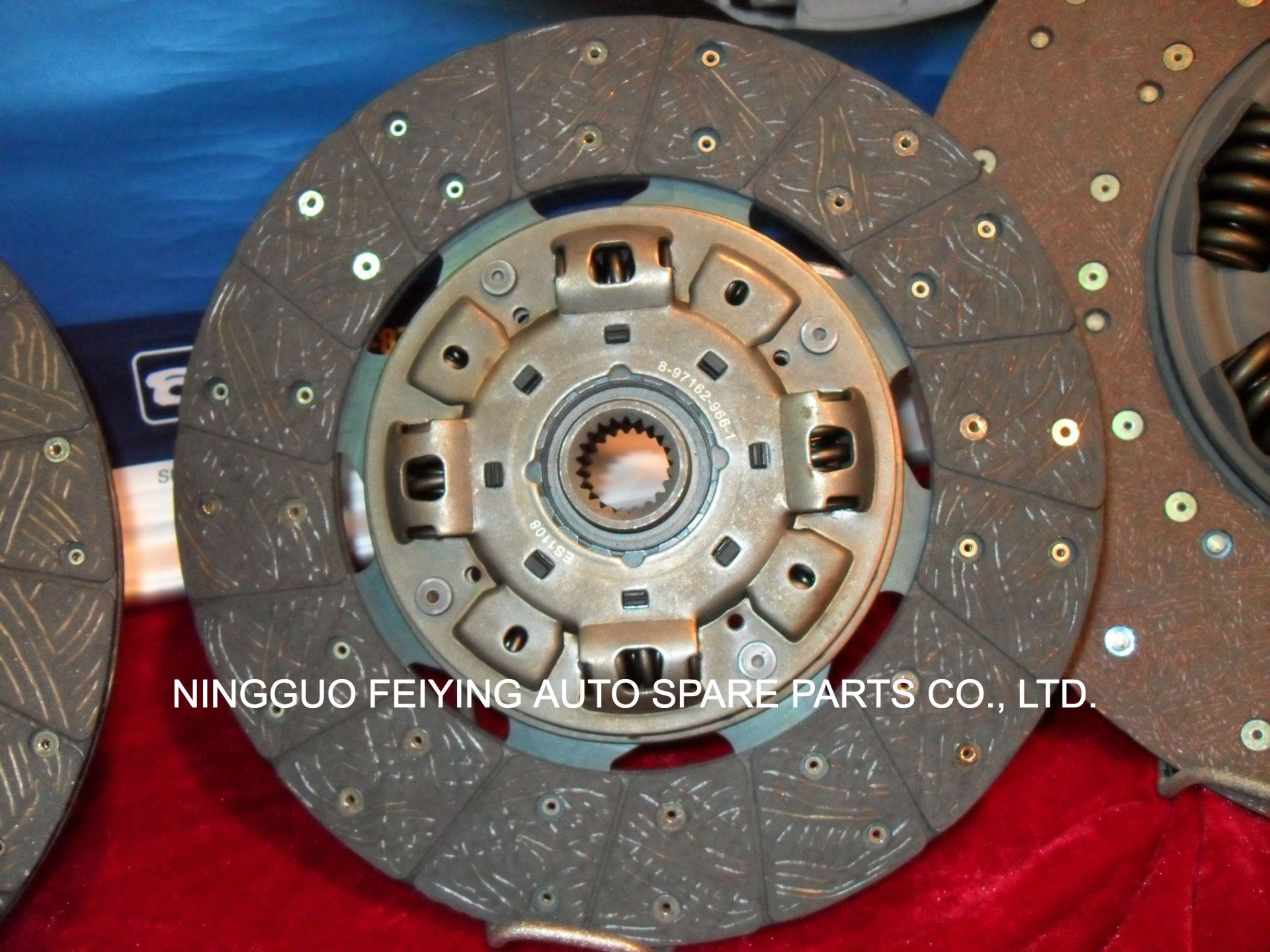 High Quality Isd136u/Isd136y Clutch Disc