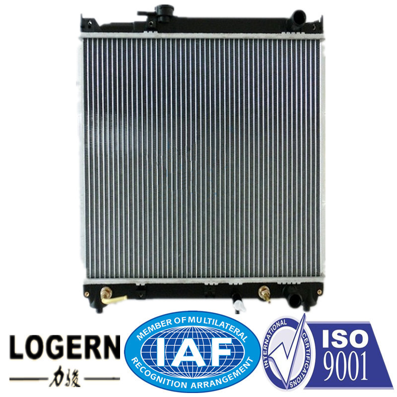 OEM: 17700-56b11 Car Radiator for Suzuki Escudo'94-97 at