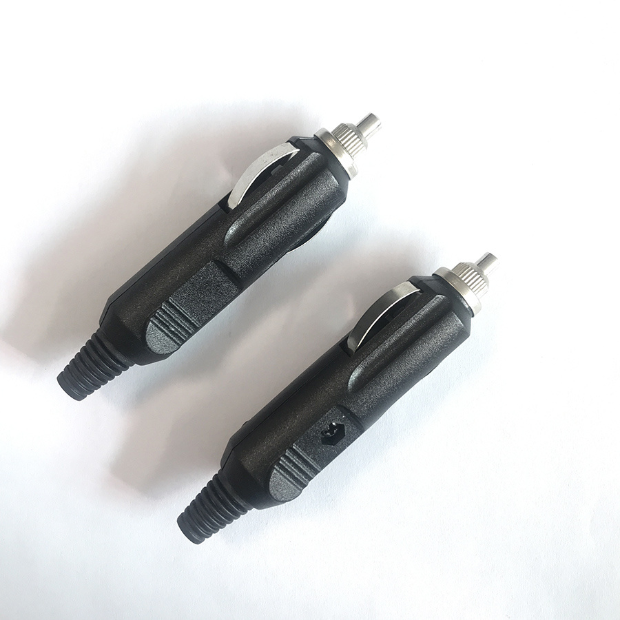 12-24V Auto/Car Cigarette Lighter Plug