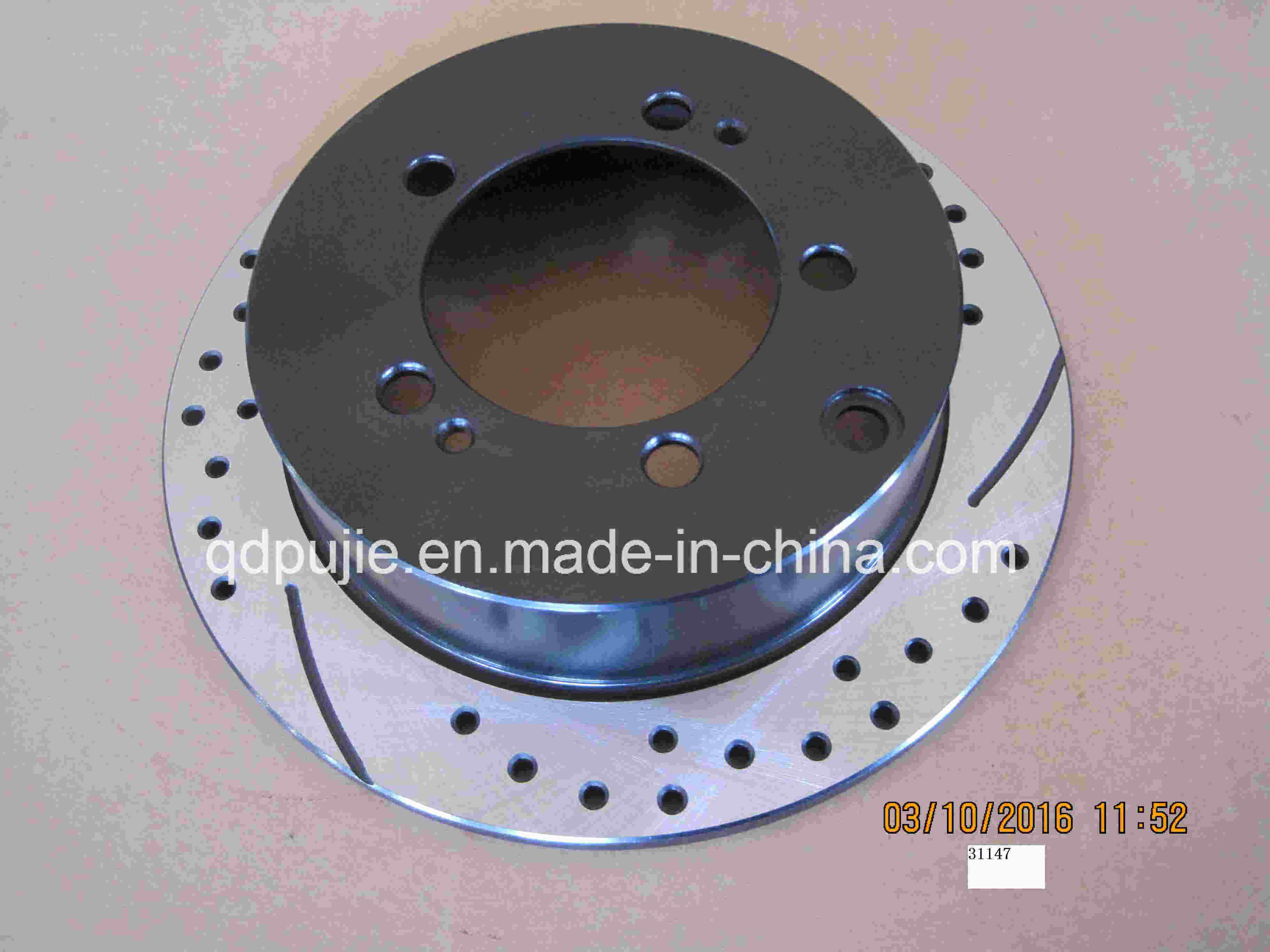 Rear Solid Rear Slotted Brake Discs (Amico 31147) for Mitsubishi Jeep