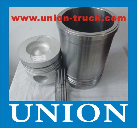 Auto and Motor Engine Parts 8DC91t Piston Me091419 135mm