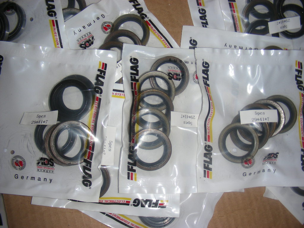 Diesel Engine Parts Cummins Piston (3907163 3928673)